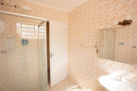 Casa para alugar com 127m², 3 quartos e 2 vagasBANHEIRO