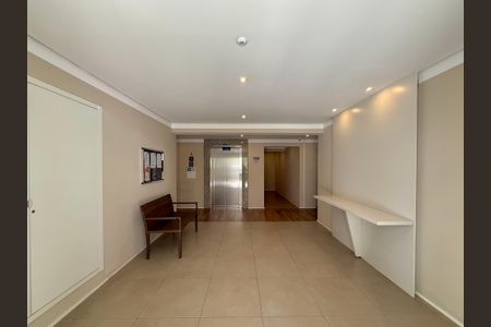 Apartamento para alugar com 28m², 1 quarto e sem vaga Apartamento para alugar com 28m², 1 quarto e sem vagaHall Social Bloco