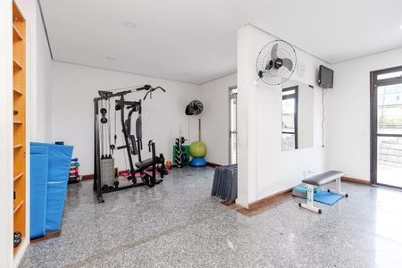 Apartamento para alugar com 100m², 3 quartos e 2 vagas Apartamento para alugar com 100m², 3 quartos e 2 vagasÁrea comum - Academia