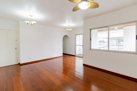 Sala de apartamento para alugar com 3 quartos, 100m² em Cidade Monções, São Paulo