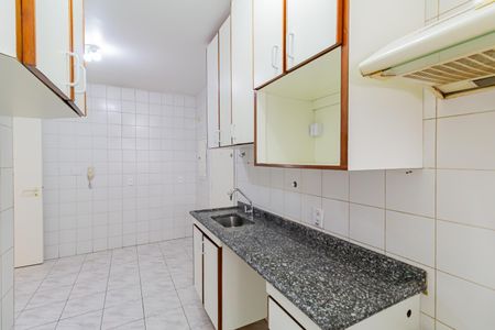 Apartamento para alugar com 100m², 3 quartos e 2 vagas Apartamento para alugar com 100m², 3 quartos e 2 vagasCozinha