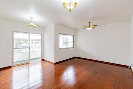 Sala de apartamento para alugar com 3 quartos, 100m² em Cidade Monções, São Paulo