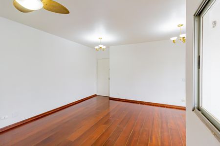 Apartamento para alugar com 100m², 3 quartos e 2 vagas Apartamento para alugar com 100m², 3 quartos e 2 vagasSala