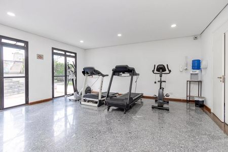 Apartamento para alugar com 100m², 3 quartos e 2 vagas Apartamento para alugar com 100m², 3 quartos e 2 vagasÁrea comum - Academia