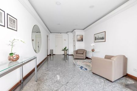 Apartamento para alugar com 100m², 3 quartos e 2 vagas Apartamento para alugar com 100m², 3 quartos e 2 vagasHall social