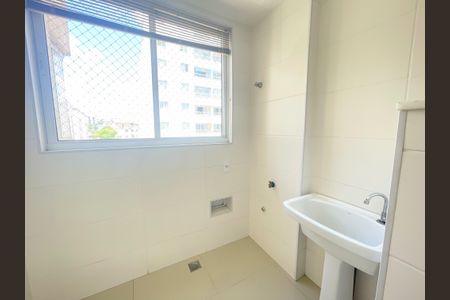 Área de serviço de apartamento à venda com 2 quartos, 55m² em Planalto, Belo Horizonte