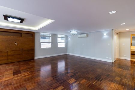 Sala de apartamento para alugar com 3 quartos, 156m² em Cerqueira César, São Paulo