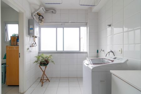 Apartamento à venda com 103m², 3 quartos e 2 vagas Apartamento à venda com 103m², 3 quartos e 2 vagasÁrea de Serviço