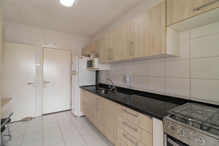 Apartamento à venda com 103m², 3 quartos e 2 vagas Apartamento à venda com 103m², 3 quartos e 2 vagasCozinha