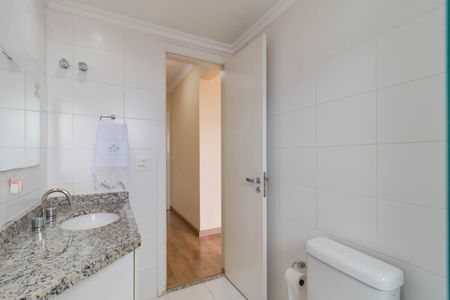 Apartamento à venda com 103m², 3 quartos e 2 vagas Apartamento à venda com 103m², 3 quartos e 2 vagasBanheiro da Suíte