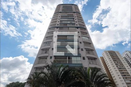 Apartamento à venda com 103m², 3 quartos e 2 vagas Apartamento à venda com 103m², 3 quartos e 2 vagasFachada