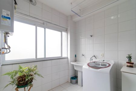 Apartamento à venda com 103m², 3 quartos e 2 vagas Apartamento à venda com 103m², 3 quartos e 2 vagasÁrea de Serviço