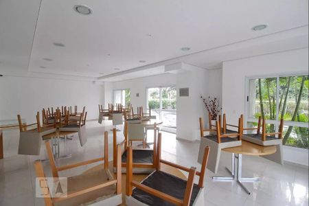 Apartamento à venda com 103m², 3 quartos e 2 vagas Apartamento à venda com 103m², 3 quartos e 2 vagasSalão de Festas