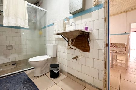 Casa à venda com 120m², 2 quartos e 2 vagasBanheiro Social