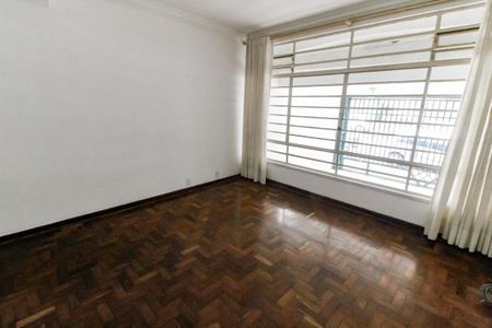 Casa para alugar com 250m², 3 quartos e 2 vagas Casa para alugar com 250m², 3 quartos e 2 vagasSala 1