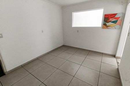 Casa para alugar com 250m², 3 quartos e 2 vagas Casa para alugar com 250m², 3 quartos e 2 vagasSala 2