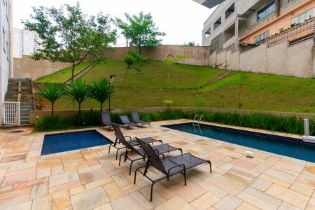 Apartamento para alugar com 37m², 2 quartos e 1 vagaÁrea comum - Piscina