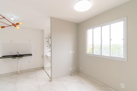 Apartamento para alugar com 37m², 2 quartos e 1 vagaSala