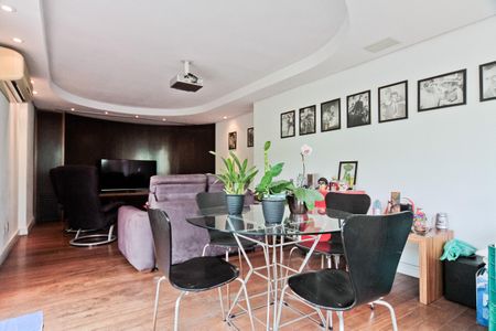 Apartamento para alugar com 240m², 3 quartos e 3 vagas Apartamento para alugar com 240m², 3 quartos e 3 vagasCobertura