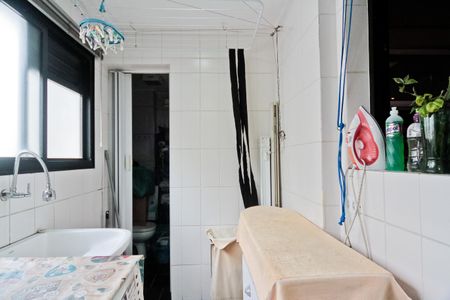 Apartamento para alugar com 240m², 3 quartos e 3 vagas Apartamento para alugar com 240m², 3 quartos e 3 vagasÁrea de Serviço