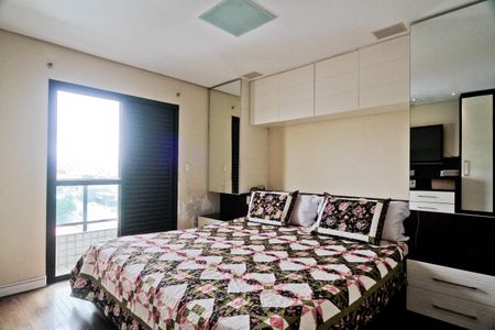 Apartamento para alugar com 240m², 3 quartos e 3 vagas Apartamento para alugar com 240m², 3 quartos e 3 vagasSuíte