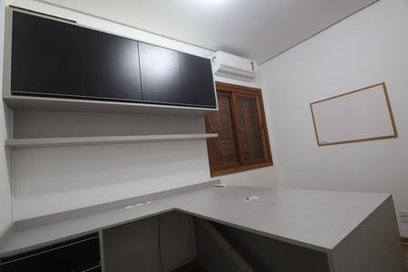 Quarto 2 de casa para alugar com 3 quartos, 75m² em São José, Canoas