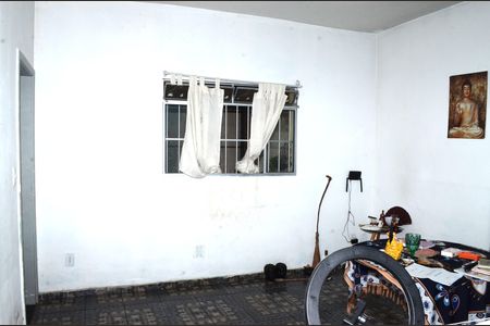 Casa à venda com 360m², 3 quartos e 1 vagaSala