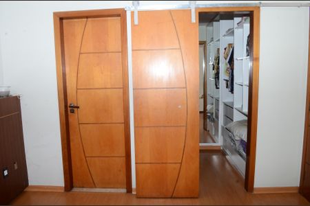 Casa à venda com 360m², 3 quartos e 1 vagaCloset da suíte