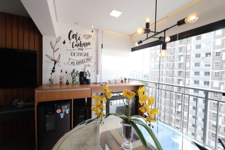 Apartamento à venda com 66m², 3 quartos e 1 vagaSacada