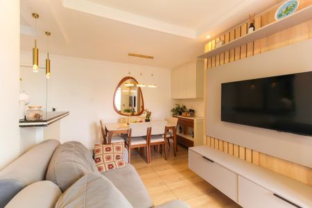 Sala de apartamento à venda com 3 quartos, 65m² em Vila Piratininga, São Paulo