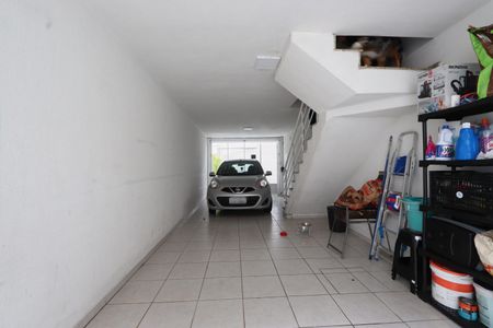 Casa de condomínio à venda com 115m², 2 quartos e 3 vagasGaragem