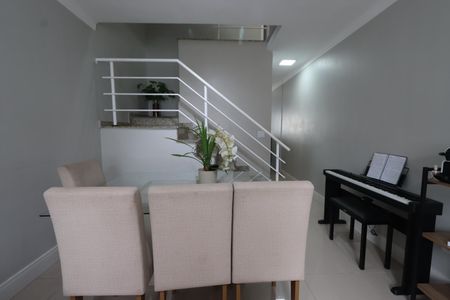 Sala de casa de condomínio à venda com 2 quartos, 115m² em Vila Alpina, São Paulo