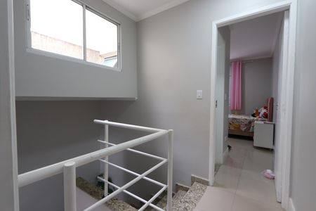 Casa de condomínio à venda com 115m², 2 quartos e 3 vagasHall