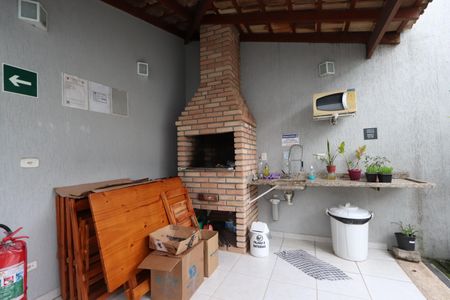 Casa de condomínio à venda com 115m², 2 quartos e 3 vagasÁrea comum - Churrasqueira