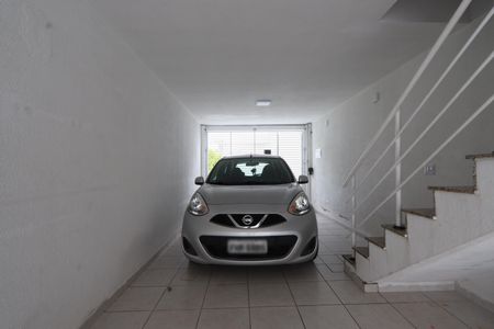 Casa de condomínio à venda com 115m², 2 quartos e 3 vagasGaragem
