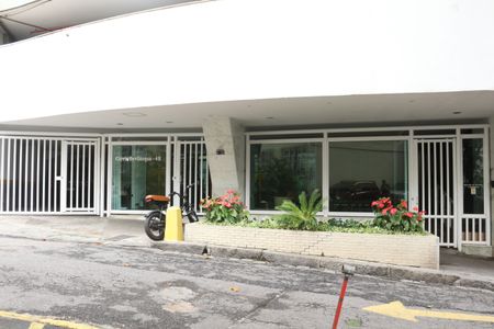 Apartamento à venda com 112m², 4 quartos e sem vagaFachada e portaria