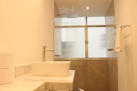 Apartamento à venda com 112m², 4 quartos e sem vagaBanheiro Social