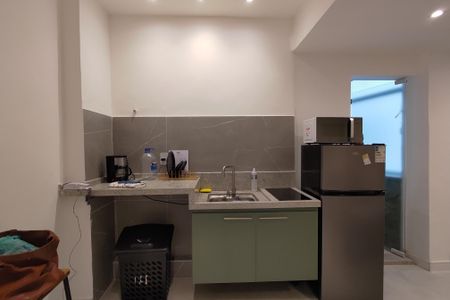 Apartamento à venda com 112m², 4 quartos e sem vagaKitnet