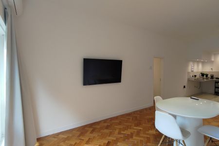 Apartamento à venda com 112m², 4 quartos e sem vagaSala