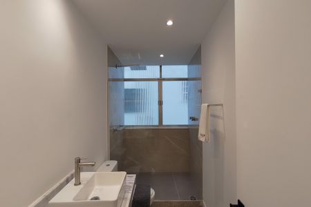 Apartamento à venda com 112m², 4 quartos e sem vagaBanheiro Social