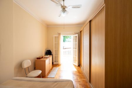 Casa à venda com 245m², 4 quartos e 4 vagasQuarto 3