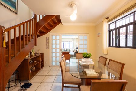 Casa à venda com 245m², 4 quartos e 4 vagasSala de Jantar