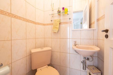 Casa à venda com 245m², 4 quartos e 4 vagasLavabo