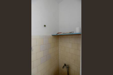 Apartamento para alugar com 82m², 2 quartos e sem vagaBanheiro de Serviço