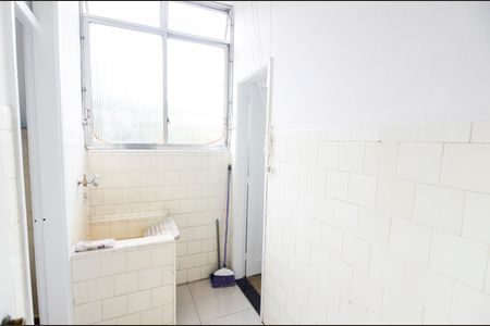 Apartamento para alugar com 82m², 2 quartos e sem vagaÁrea de Serviço