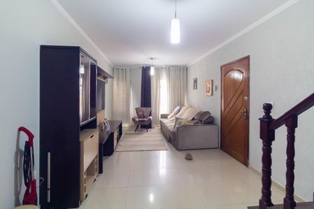 Casa à venda com 240m², 3 quartos e 5 vagas Casa à venda com 240m², 3 quartos e 5 vagasSala