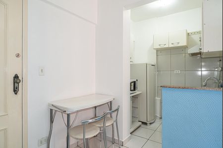 Sala de kitnet/studio para alugar com 1 quarto, 34m² em Bela Vista, São Paulo