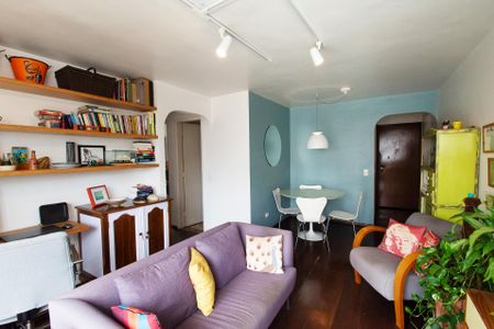 Apartamento à venda com 60m², 2 quartos e 1 vagaSala de estar