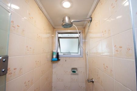 Apartamento à venda com 60m², 2 quartos e 1 vagabanheiro corredor