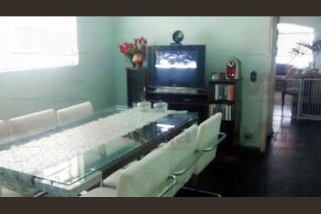 Casa à venda com 3 quartos, 125m² em Vila Dalva, São Paulo